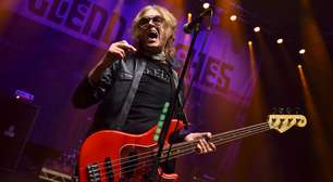 Glenn Hughes se aposenta dos palcos após décadas de uma carreira histórica
