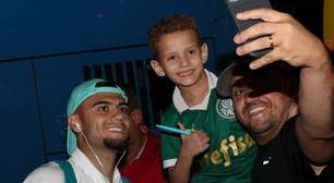 Palmeiras desembarca em Cuiabá para enfrentar o Fortaleza pela Copa do Brasil