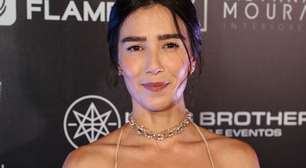 Marjorie Estiano surge com look duvidoso em clique raríssimo com namorado; veja