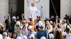 Em Assis, Papa pede que jovens se oponham a 'fundamentalismo'