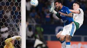 Briga, expulsões e fratura agitam 1º tempo de Cruzeiro x Chapecoense