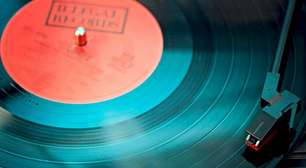 Suno permitirá transformar músicas de IA em discos de vinil