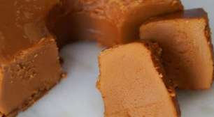 Bolo mole de doce de leite que fica com aquela textura cremosa de pudim, uma sobremesa irresistível