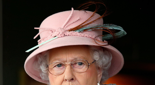 A resposta brutal e hilariante de Rainha Elizabeth II a um alto funcionário da corte que recusou seu convite: 'Não vou...'