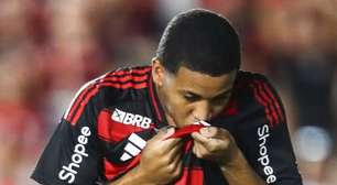 Joia da base ganha atenção de Jardim no Flamengo; veja quem é