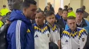 Ônibus esquece Romero e mais três jogadores no estádio após jogo do Boca; vídeo