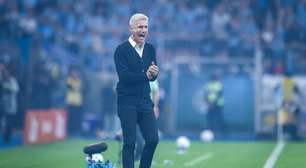 Luís Castro exalta união no Grêmio: "De braços dados"