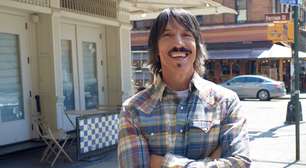 Anthony Kiedis confirma volta do Red Hot Chili Peppers ao estúdio: "Tão potentes quanto nos anos 80"