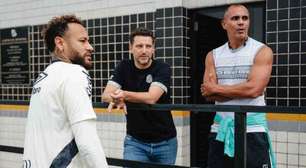 Santos tem visita ilustre em meio à preparação para jogo do Brasileiro