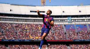 Liverpool encaminha contratação de zagueiro do Barcelona por empréstimo