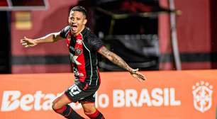 Vitória vence Athletico-PR e se classifica para as quartas de final do Brasileirão