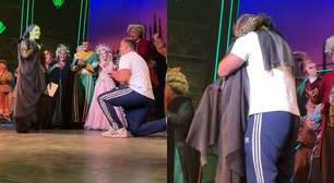 Elphaba em 'Wicked', Myra Ruiz é pedida em casamento no palco