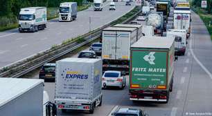Alemanha relaxa proibição de tráfego de caminhões aos domingos