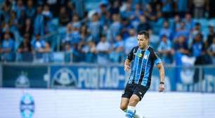 Lateral do Grêmio dispara contra arbitragem após gol do São Paulo