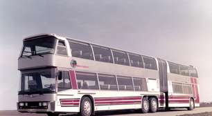 50 anos atrás, tentou-se levar o luxo dos cruzeiros para os ônibus. Cem pessoas em um bar provaram que era uma péssima ideia