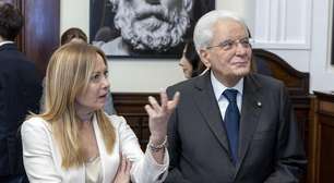 Meloni escolhe Sardenha para férias, enquanto Mattarella descansa no norte da Itália