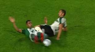Jogador da Chapecoense sofre múltiplas fraturas, é levado à UTI e passa por cirurgia