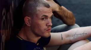 Ian Machado Garry exalta Makhachev antes do UFC 330: "Coloquei ele no pedestal"