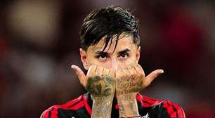 Com direito a golaço, Flamengo vence o Vitória pelo Brasileiro