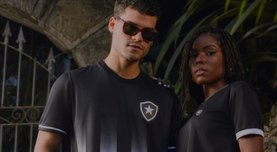 Veja fotos da nova camisa do Botafogo