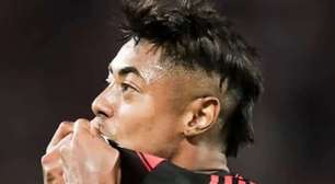Bruno Henrique entra, marca e comanda triunfo do Flamengo sobre o Vitória