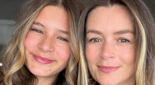 Longe das novelas, Bianca Castanho comemora primeiro dia de aula da filha e semelhança impressiona