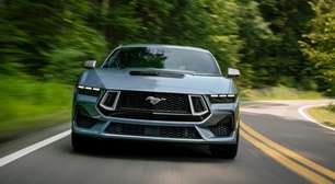 Ford quer manter V8 do Mustang em sedã híbrido de quatro portas