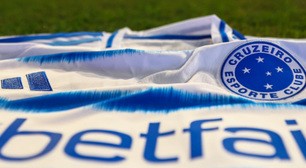 Revelação do Cruzeiro ganha destaque na Europa após estreia