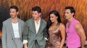Demi Lovato reencontra Jonas Brothers e confirma Mitchie em Camp Rock 3