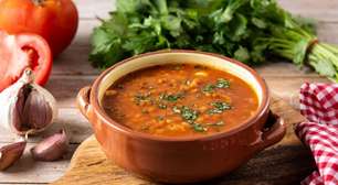 8 receitas de sopas e cremes ricos em fibras para o jantar
