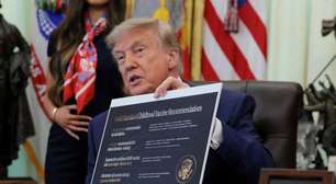 Trump assina decreto para alterar imunização contra sarampo e reduzir número de vacinas para crianças