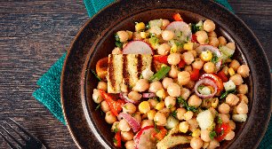 Almoço saudável: 5 receitas proteicas com grão-de-bico