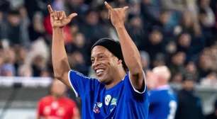 Ronaldinho Gaúcho mira compra de time de basquete em crise na Europa