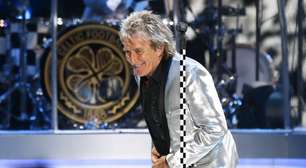 Rod Stewart cancela shows após cirurgia de emergência no coração
