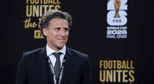 Forlán "abre as portas" para retorno de ídolo à seleção do Uruguai: "Temos muita confiança nele"