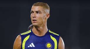 Cristiano Ronaldo volta ao Al-Nassr com novo visual após casamento
