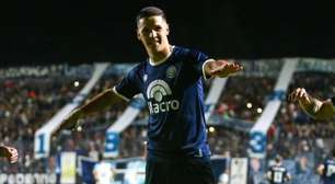 Internacional acelera busca por camisa 9 antes do Gre-Nal