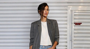 Nem branco, nem marrom: os novos tênis Nike Air Force 1 na cor 'folha de papel reciclado' são os mais confortáveis e chiques para combinar com jeans