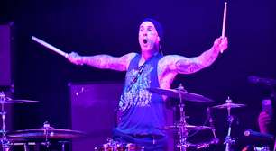 Travis Barker explica como se tornou a arma secreta do Blink-182