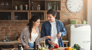 Alimentação sem radicalismo: 7 hábitos possíveis para quem tem rotina corrida