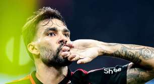 Lucas Paquetá sai do banco, marca, e Flamengo empata com Cruzeiro na Libertadores