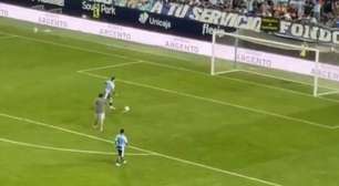 Fulham "foge" para não perder voo e amistoso tem pênalti sem goleiro