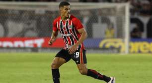 Com vaga garantida, Lucas Ramon busca recorde no São Paulo