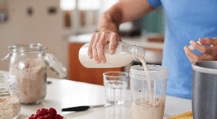 Dieta rica em proteína e pobre em fibras: entenda os riscos para a saúde