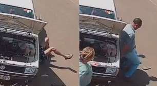 Pai ergue carro sozinho para salvar filho que fazia manutenção do veículo no interior de SP