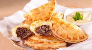 Pastel lowcarb assado: receita fácil, crocante e saudável