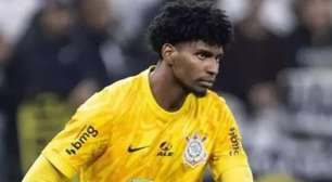 Hugo Souza sofre drama durante jogo do Corinthians na Argentina