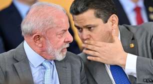 Alcolumbre atende Lula e encaminha o fim da escala 6×1 no Senado