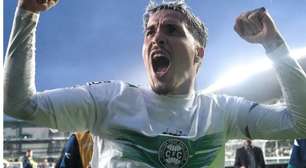 Josué completa dois anos no Coritiba com marcas históricas
