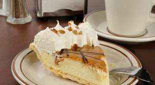 Torta fit de ricota com doce de leite: fácil, cremosa e sem forno